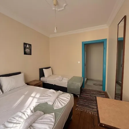 Walkabout Проживание в семье Стамбул